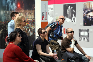 Berlin  Deutschland  Ausstellung Friedliche Revolution am Alexanderplatz