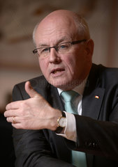 Berlin  Deutschland  Volker Kauder  CDU  Vorsitzender der CDU/CSU-Bundestagsfraktion