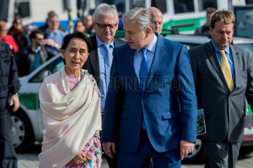 Berlin  Deutschland  Aung San Suu Kyi  NLD  und Klaus Wowereit  SPD