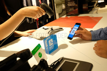 GERMANY-DUSSELDORF-CHINA-MOBILE PAYMENT PLATFORMS