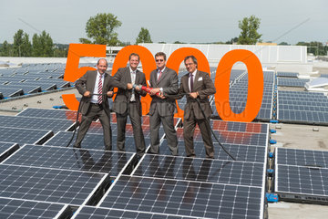 Berlin  Deutschland  Eroeffnung des Solarkraftwerks auf dem Dach des Berliner Grossmarkts
