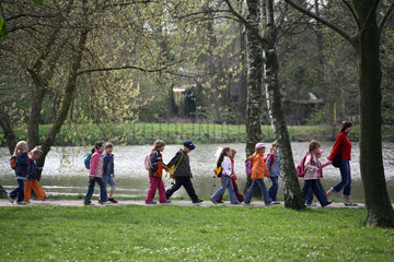 Kindergarten macht einen Ausflug in Mecklenburg-Vorpommern