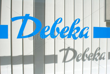 Berlin  Deutschland  Schriftzug des Versicherungskonzerns Debeka