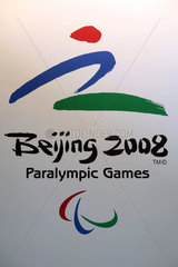 Symbolfoto  Logo der Paralympics 2008 in Peking