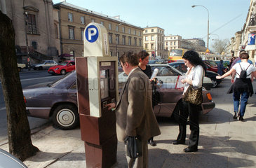 Parkraumbewirtschaftung im Stadtzentrum Warschau