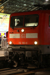 Berlin  Zug am Berliner Hauptbahnhof