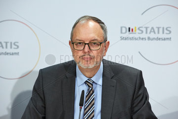 Berlin  Deutschland - Dr. Georg Thiel - Praesident des Statistischen Bundesamtes.