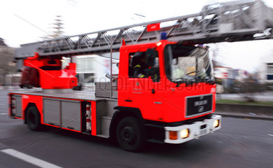 Berlin  Feuerwehr im Einsatz