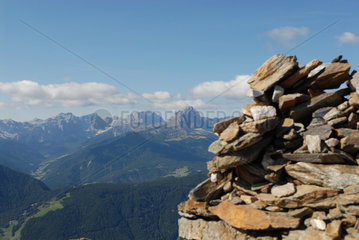 Italien  Kronplatz im Pustertal mit Blick auf die Dolomiten