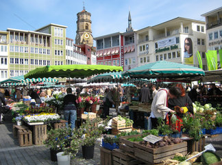 Stuttgart  Deutschland  Wochenmarkt am Rathausplatz