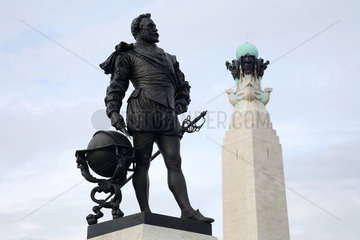 GB Plymouth - The Hoe - Statue von Sir Francis Drake