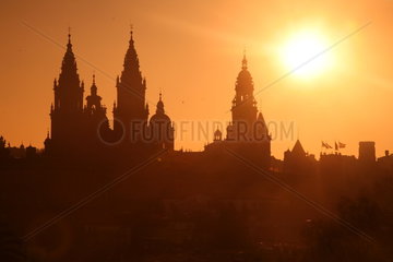 Silhouette der Kathedrale von Santiago de Compostela - Camino de Santiago