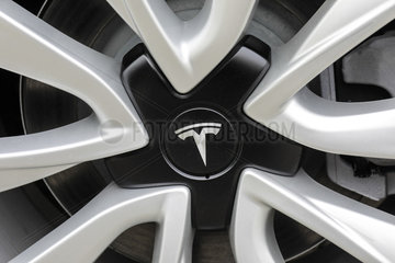 Tesla  Model 3  Elektroauto  Deutschland  Europa