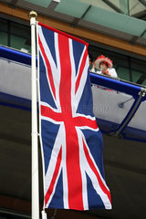 Ascot  Grossbritannien  Nationalflagge des Vereinigten Koenigreichs Grossbritannien und Nordirland