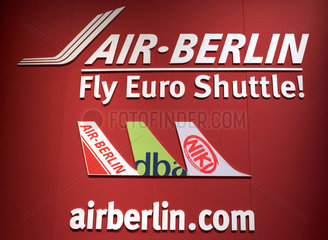Berlin  Schriftzug von Air Berlin und die Logos der Partnerfluggesellschaften
