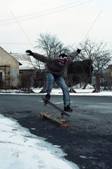 Skateboarder beim Sprung  Breslau (Wroclaw)  Polen