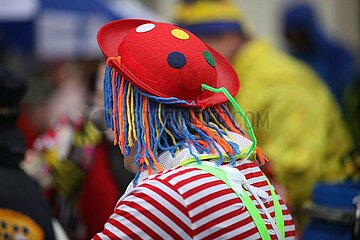Clown im Strassenkarneval