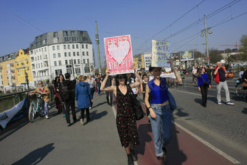Demonstration gegen Mietenwahnsinn in Berlin