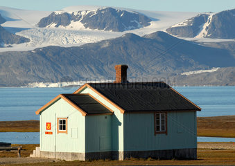 Die noerdlichste Poststation vor dem Nordpol in Ny Alesund (Norwegen)