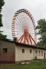 Berlin  Deutschland  Riesenrad im aufgegebenen Spreepark