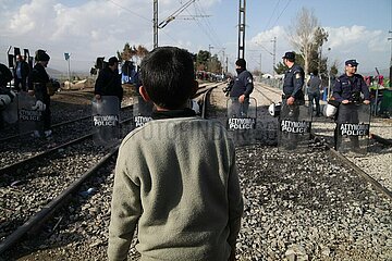 Fluechtlingsjunge in Griechenland