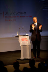 Berlin  Deutschland  Google CEO Dr. Eric Schmidt auf der IFA 2010