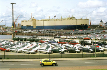 Car Carrier in Bremerhaven (Import/Export)