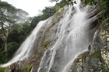 Wellawaya  Sri Lanka  Diyaluma Wasserfall