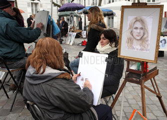 Paris  Frankreich  Kunstmaler auf dem Place du Tertre am Montmartre
