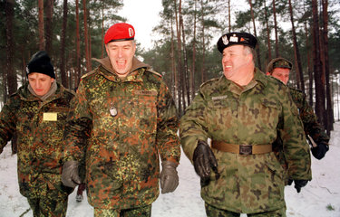 Generalmajor Michael von Scotti und Brigadegeneral Aleksander Bortnowski
