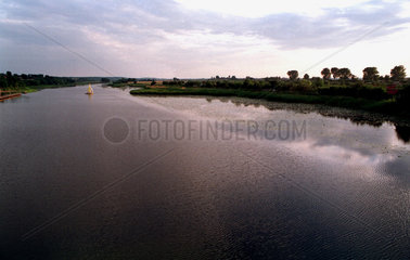 der Fluss Nogat bei Malbork  Marienburg  Polen