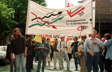 Demonstration gegen Arbeitslosigkeit in Berlin  Deutschland