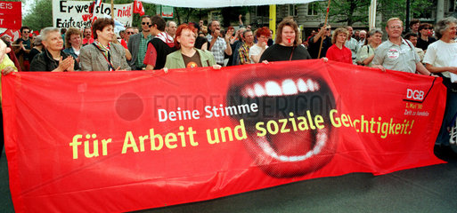 DGB-Kampagne - Deine Stimme fuer Arbeit DGB Kampagne - Deine Stimme fur Arbeit und soziale Gerechtigkeit! - Berlin
