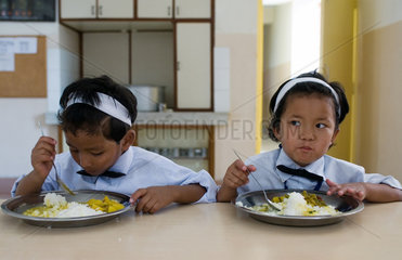 Schulkinder in Kathmandu (Nepal)