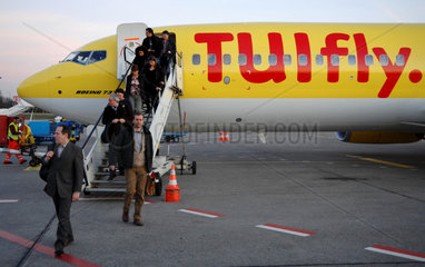 Flughafen Berlin-Tegel  Maschine von Tuifly