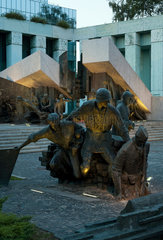 Warschau  Polen  Denkmal des Warschauer Aufstands am Krasinki Platz