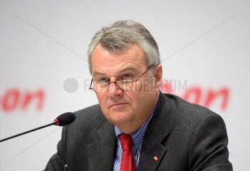 Duesseldorf  Deutschland  Dr. Wulf H. Bernotat  CEO der EON AG