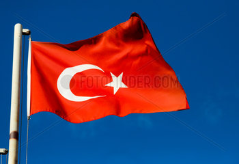 Ankara  Tuerkei - Tuerkische Flagge