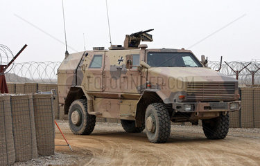Mazar-e Sharif  Afghanistan  Truppentransporter Dingo im Camp Marmal