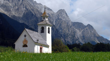 Italien  Kirche in Stampfer Bad