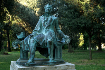 Rom  Italien  Denkmal von Alexander Puschkin in der Parkanlage der Villa Borghese