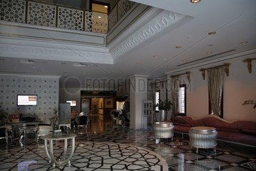 Kyrenia  Tuerkische Republik Nordzypern  Lobby vom Savoy Ottoman Palace Hotel & Casino