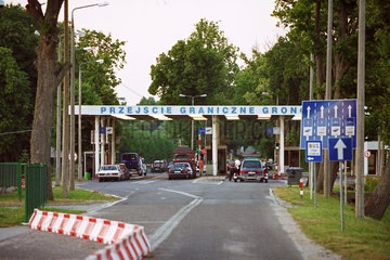 Grenzuebergang Mamonowo-Gronowo (Heiligenbeil) an der russisch-polnischen Grenze