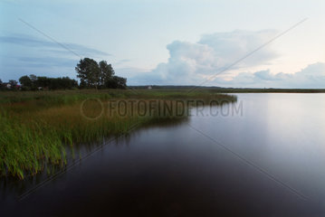 Wasserlandschaft am drittgroessten See in Polen - Lebsko (Jezioro Lebsko)