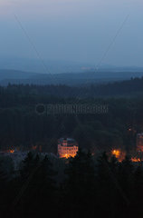 Marienbad  Tschechische Republik  Blick vom Hamelika Aussichtsturm auf Marienbad