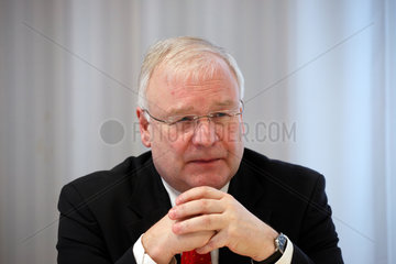 Berlin  Deutschland  Bernd Busemann  Justizminister des Landes Niedersachsen
