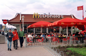 Leipzig  McDonald's auf der Gruenen Wiese