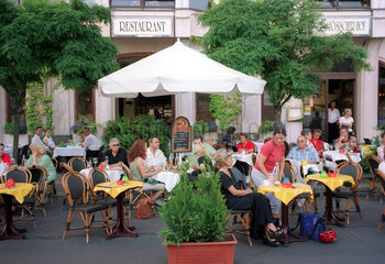 Berlin  das Restaurant Franzoesischer Hof am Gendarmenmarkt