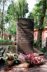 Moskau  Grab von Dimitri Schimerin  Friedhof des Neujungfrauenklosters