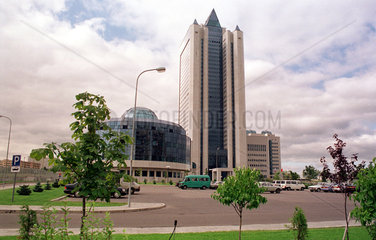 Moskau  Verwaltungsgebaeude des Gasproduzenten Gazprom RAO